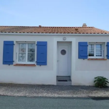 Maisonnette Proche Du Bourg, 5 Pers, Jardin - Fr-1-476-84 *