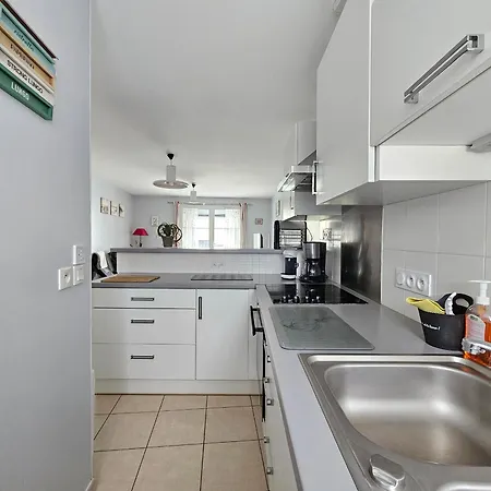 Maisonnette Proche Du Bourg, 5 Pers, Jardin - Fr-1-476-84 Casa vacanze