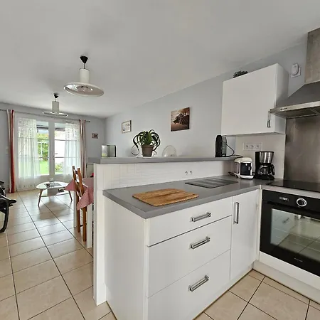 Сasa de vacaciones Maisonnette Proche Du Bourg, 5 Pers, Jardin - Fr-1-476-84